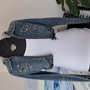 Cropped jean jacket